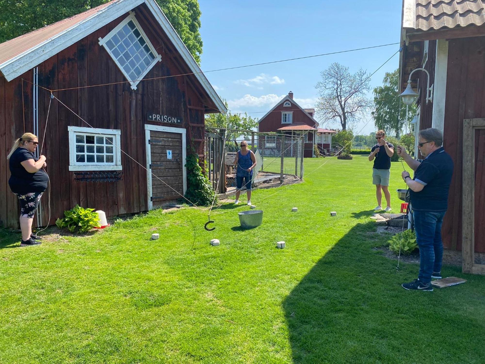 Aeventyrsgardens Vandrarhem, Kinnekulle Kallby Bagian luar foto