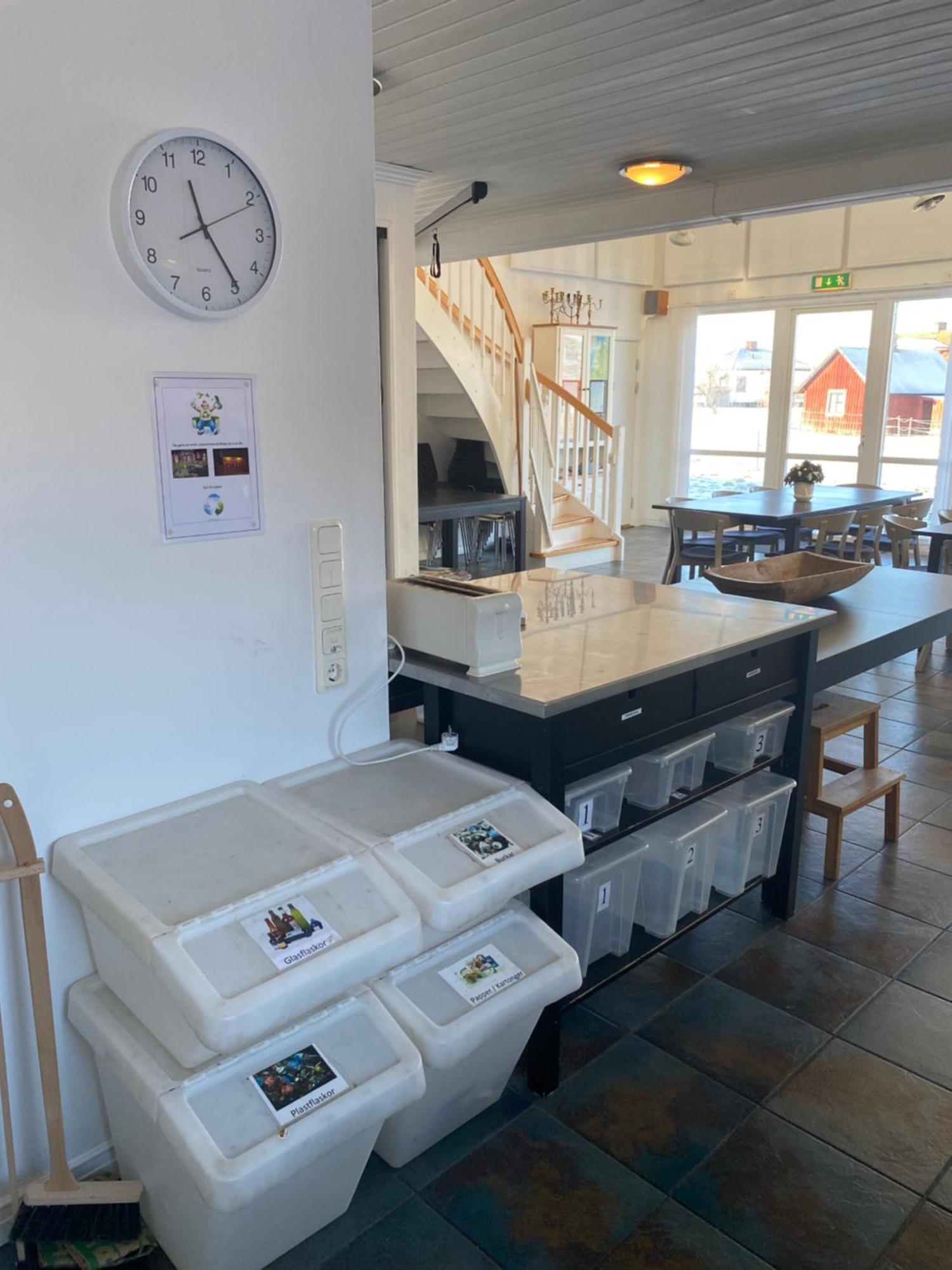 Aeventyrsgardens Vandrarhem, Kinnekulle Kallby Bagian luar foto