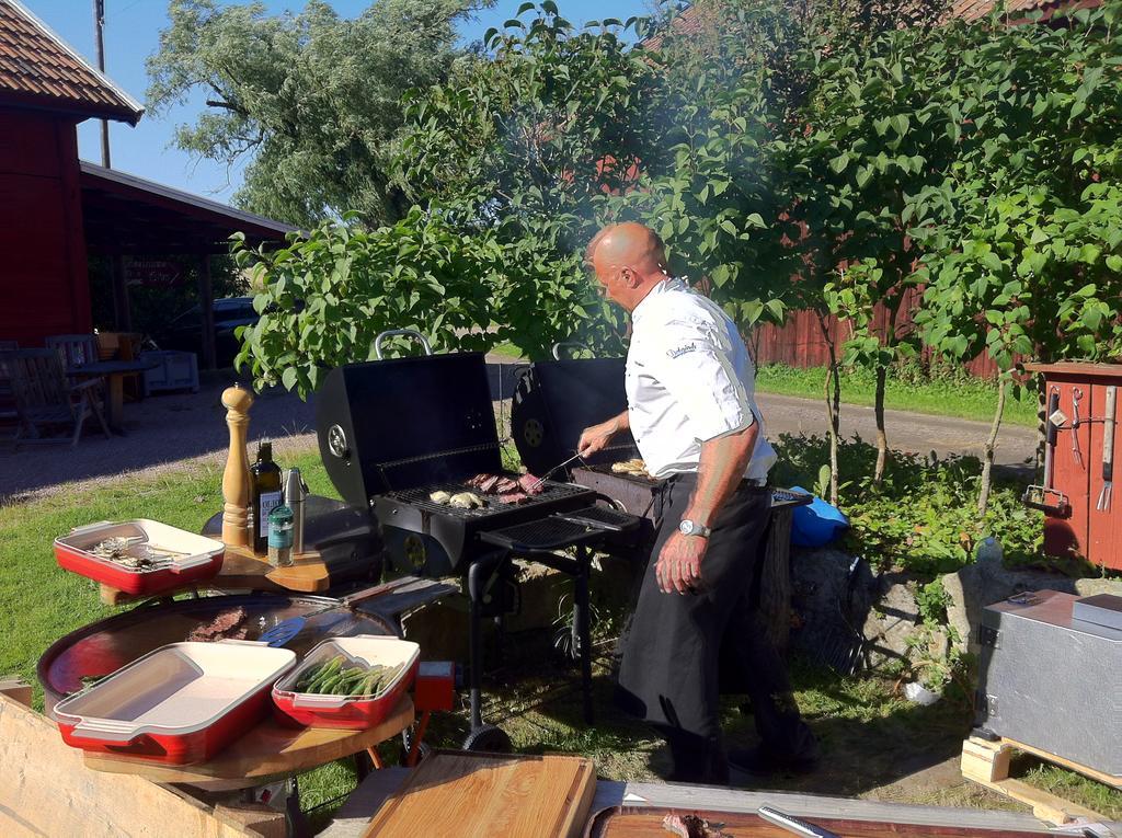 Aeventyrsgardens Vandrarhem, Kinnekulle Kallby Bagian luar foto