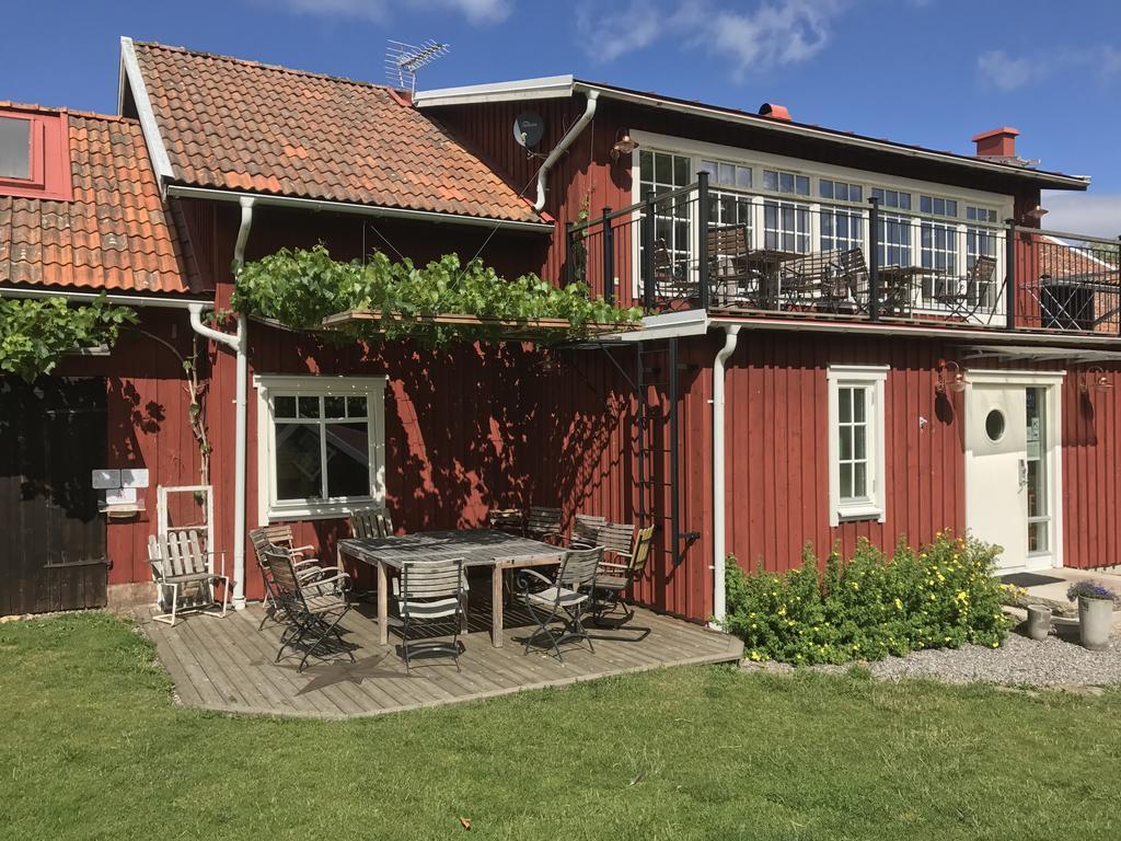 Aeventyrsgardens Vandrarhem, Kinnekulle Kallby Bagian luar foto